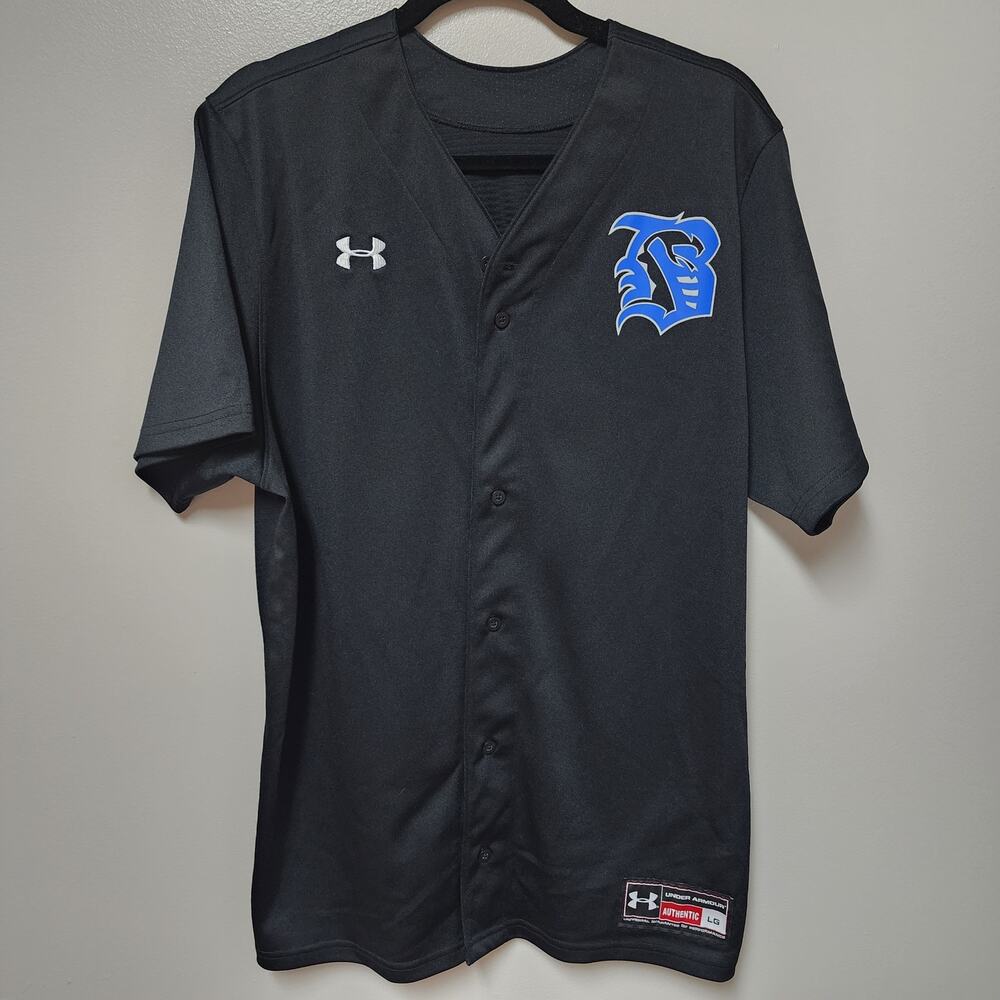 UnderArmour Number 18 Sports Jersey Size Large